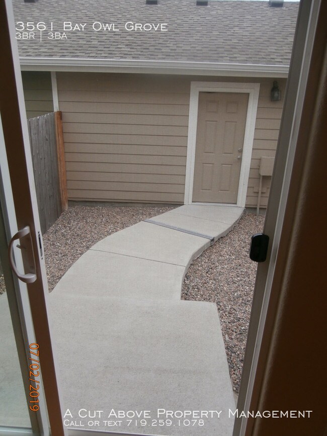 Building Photo - 3 Bedroom at Soaring Eagles Townhomes