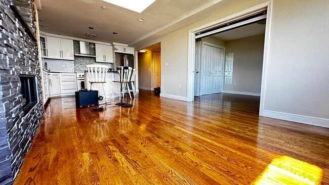 Building Photo - 22 Bay State Rd