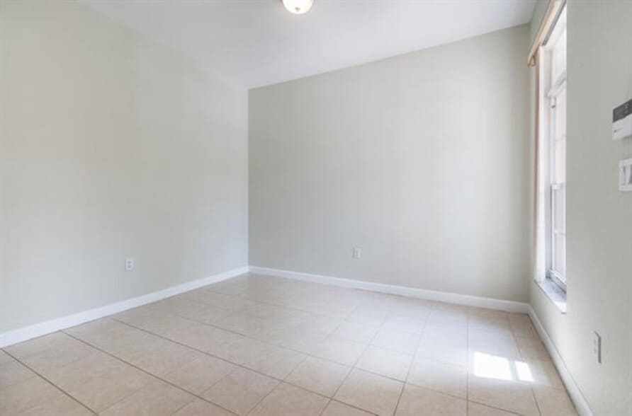 Building Photo - 12853 SW 134th St