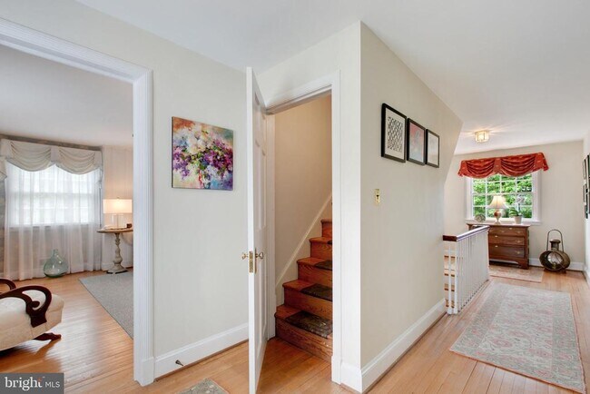 Building Photo - 5113 N Charles St