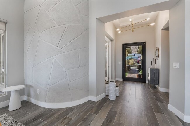 Building Photo - 3120 Greenscape Ln