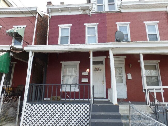 Primary Photo - 36 Kelsey Ave