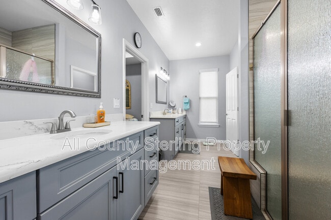 Building Photo - 4089 NW River Sebastian Ln