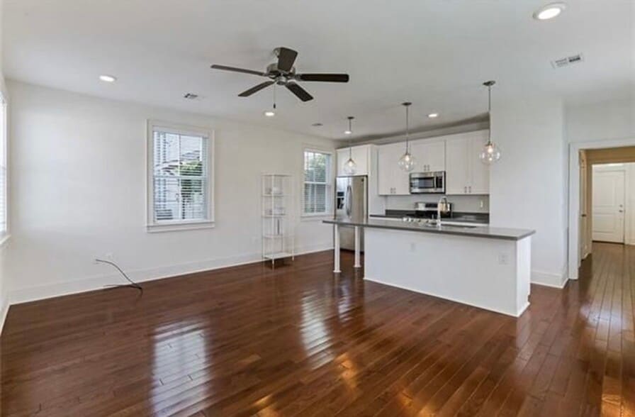 Living Room/Kitchen - 1908 Washington Ave