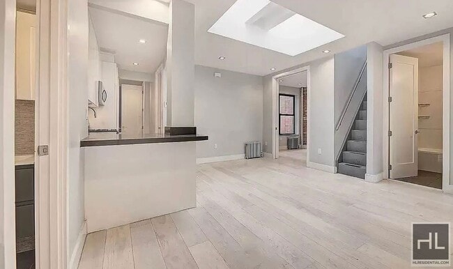 Building Photo - 195 Stanton St