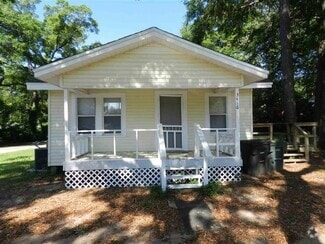 Building Photo - 3416 Laura St