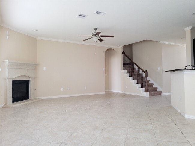 Building Photo - 8818 Cornina Dr