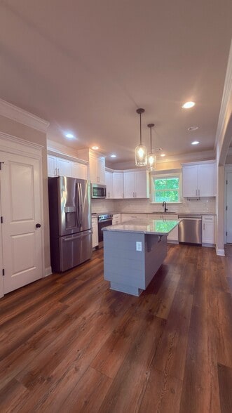 Building Photo - 4050 Stowe Dr