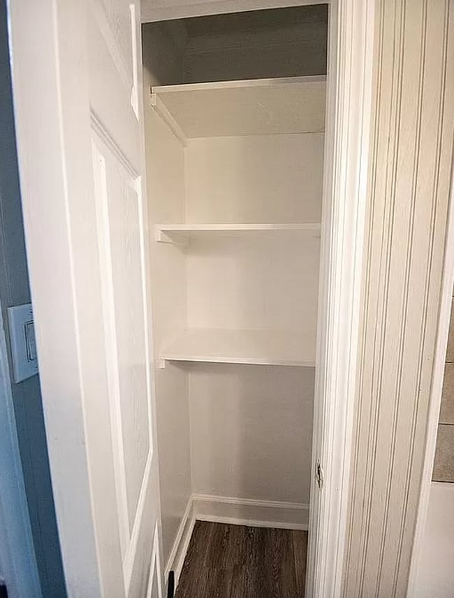 Building Photo - Move in ready!
