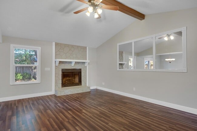 Building Photo - 266 Honeysuckle Way