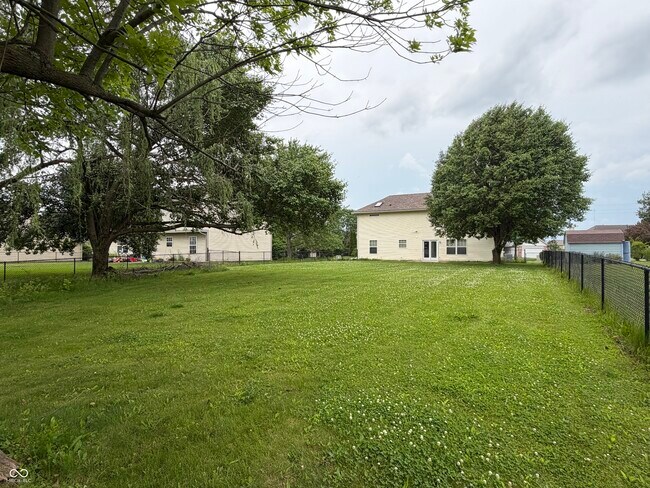 Building Photo - 411 Garden Grace Dr