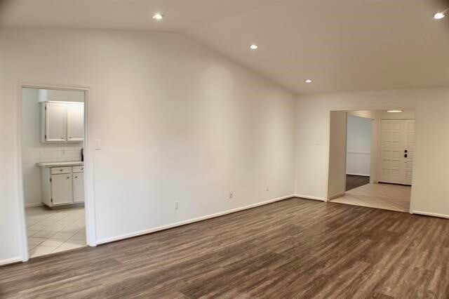 Building Photo - 5662 Longwood St