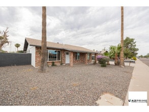 Building Photo - Furnished 3/2 Chandler House - Style, Spac...