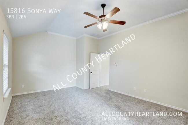 Building Photo - 15816 Sonya Way