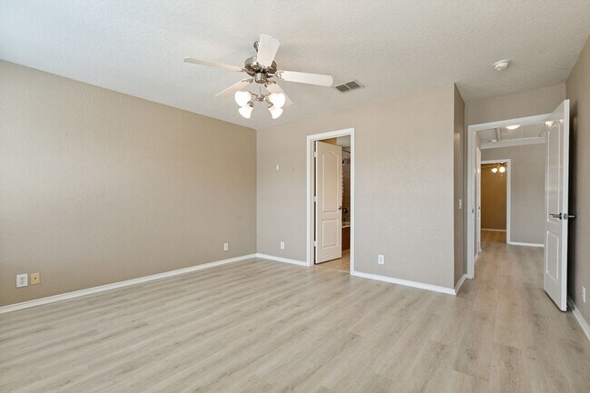 Building Photo - 6126 S Jolie Ct