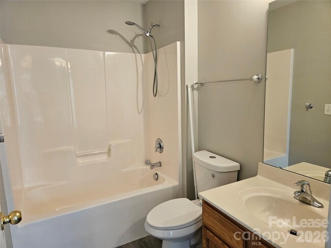 Building Photo - 10427 Alexander Martin Ave