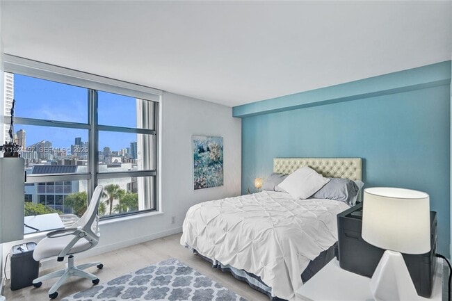 Building Photo - 3400 NE 192 St