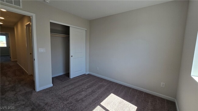 Building Photo - 853 Angwin Ln