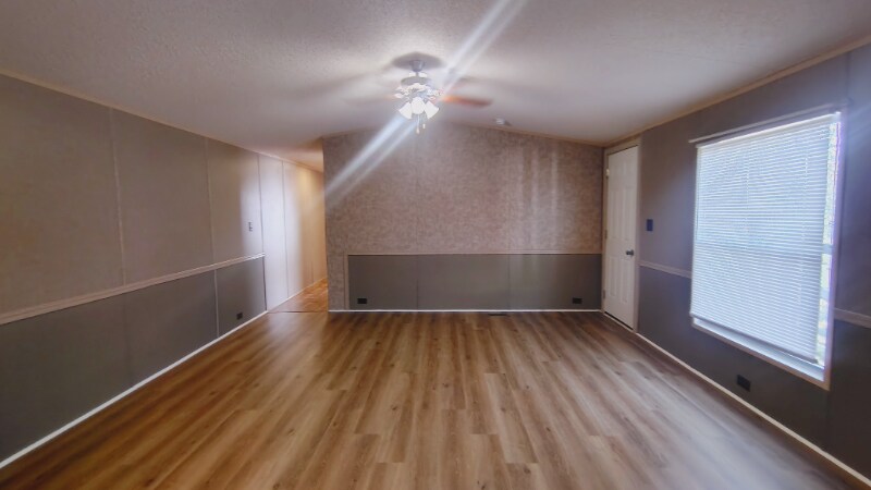 Building Photo - 4842 SW Topeka Blvd