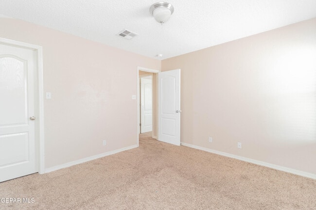 Building Photo - 3016 Tierra Cuervo Dr