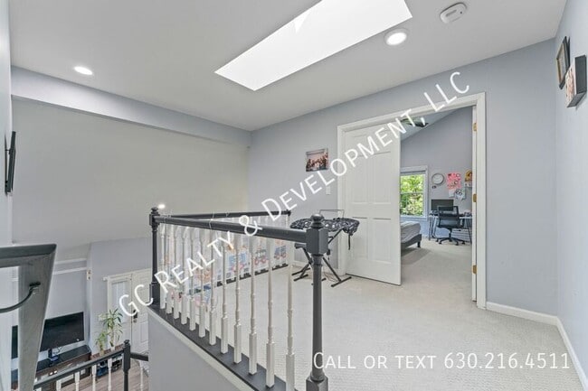 Building Photo - 100 Chatsworth Cir