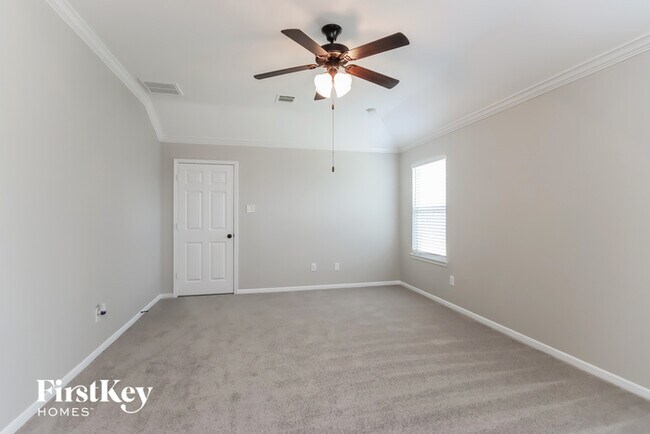 Building Photo - 9126 Georgio Dr