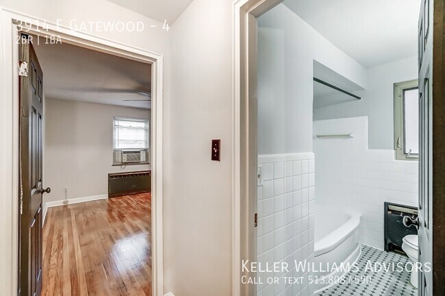 Building Photo - 3914 E Gatewood-4