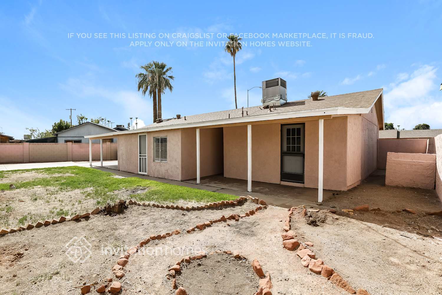 Building Photo - 907 N Wedgewood Dr