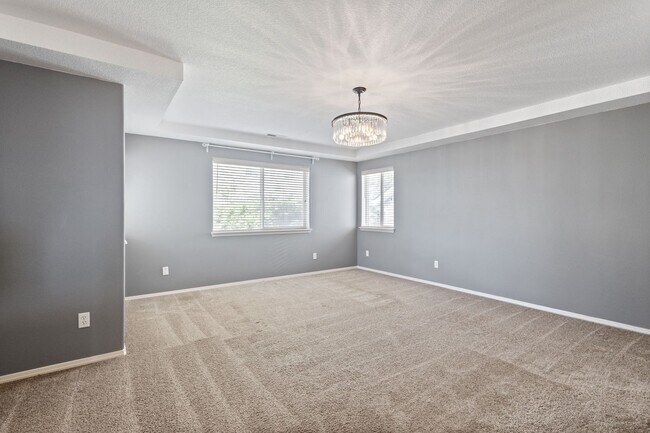 Building Photo - 14081 SW Viewpoint Ct