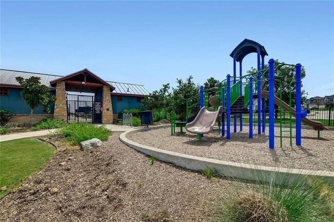 Building Photo - 405 Tula Trail
