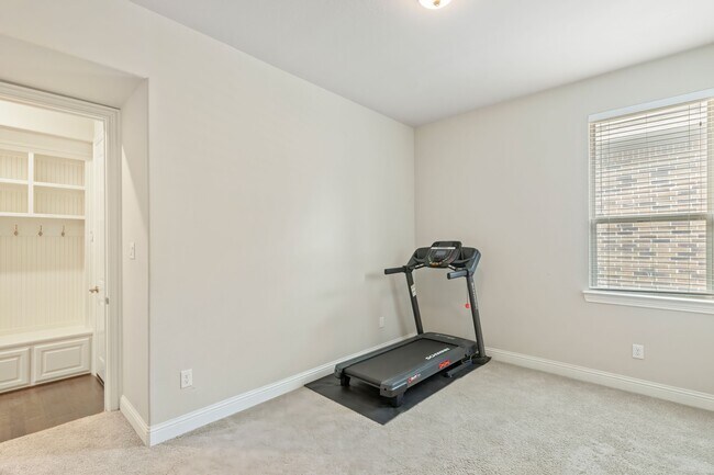 Building Photo - 3432 Belterra Dr
