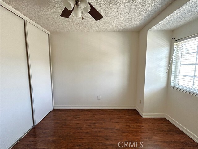 Building Photo - 3214 Canary Ct