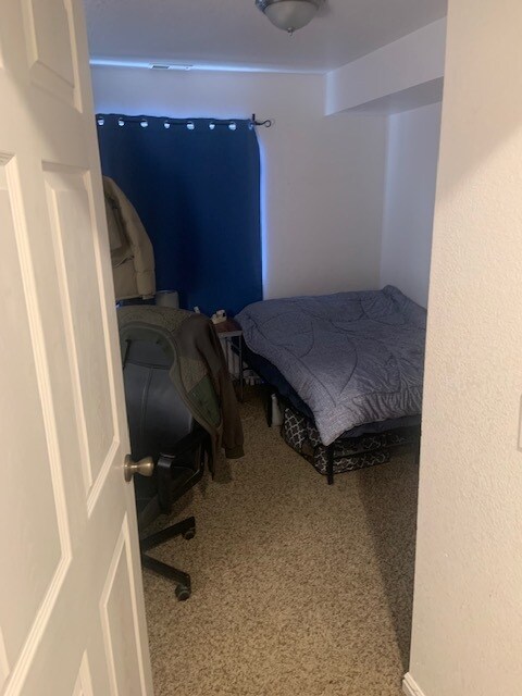 Building Photo - 104 W 1230 N St