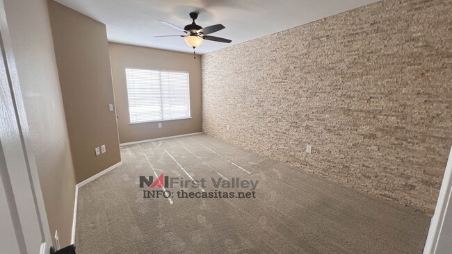 Building Photo - 1 Bedroom, 1 Bath w/ Garage