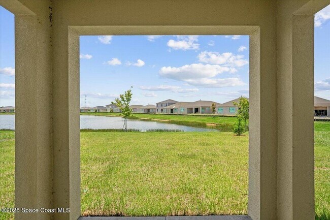 Building Photo - 1854 Capital Dr SE