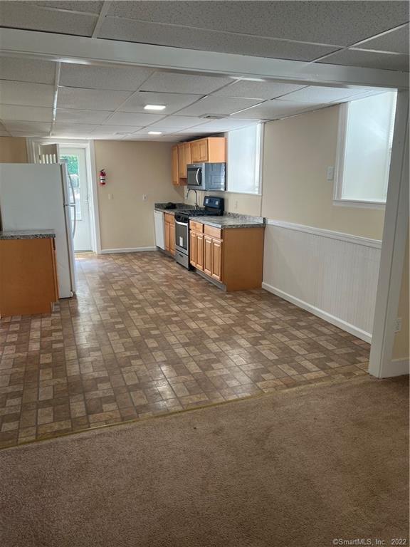 Building Photo - 111 Oneco Ave