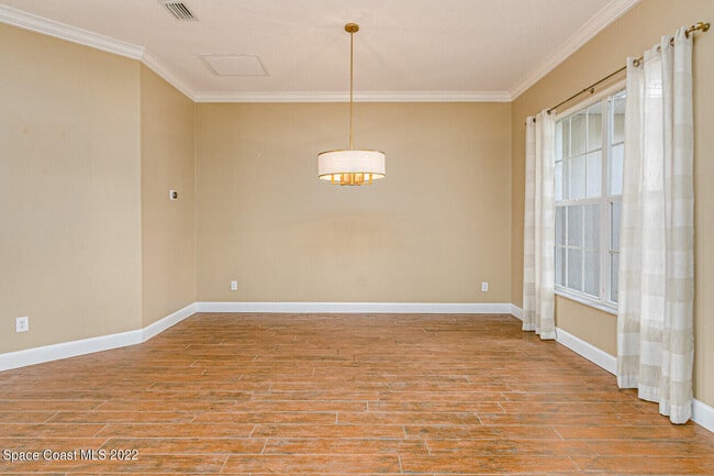 Building Photo - 2585 Summerwind Ct