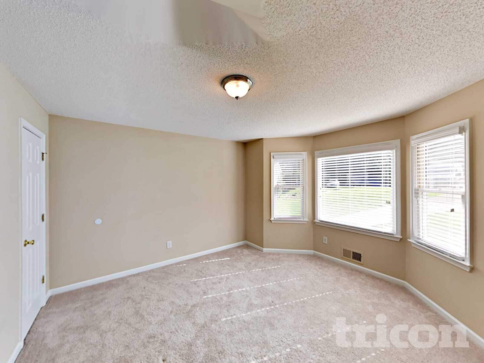 Building Photo - 244 Chastain Way