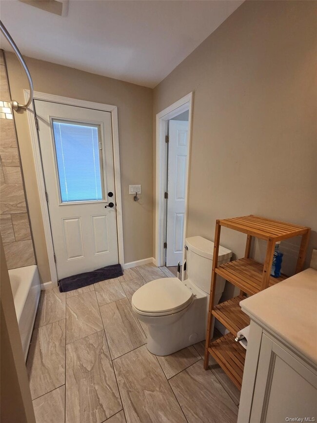 Building Photo - 36 Julie Ln