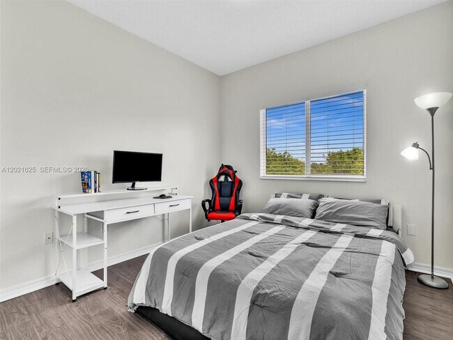 Building Photo - 7085 Nova Dr