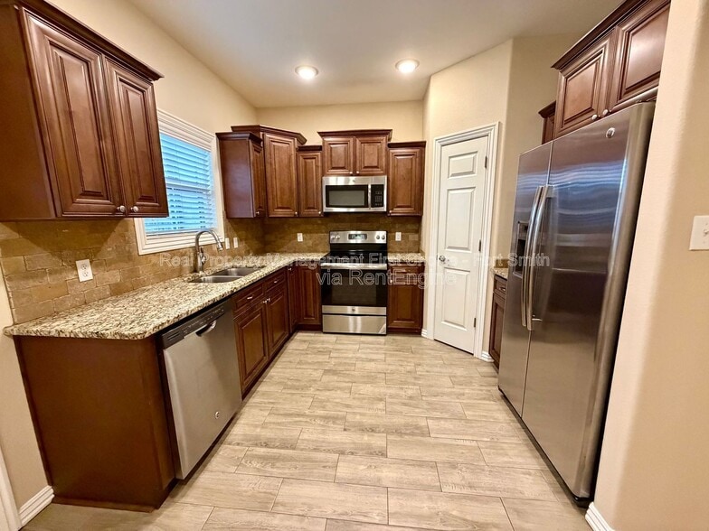 Building Photo - 6608 Leightyn Ln