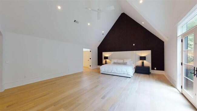 Building Photo - 3206 Arden Rd NW