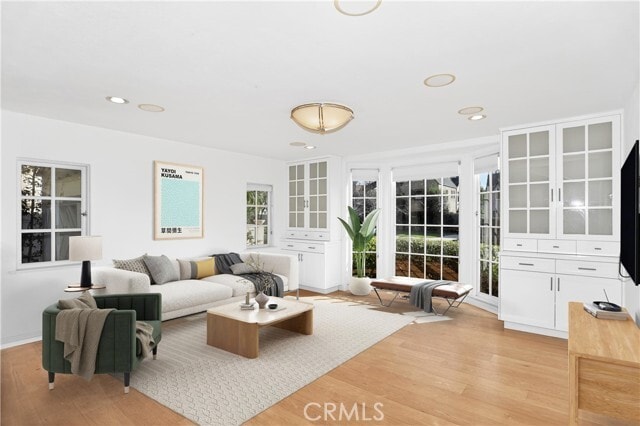 Building Photo - 6211 Warner Dr