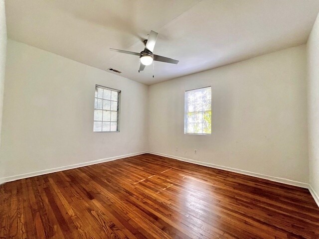 Building Photo - 889 Edwin St NW