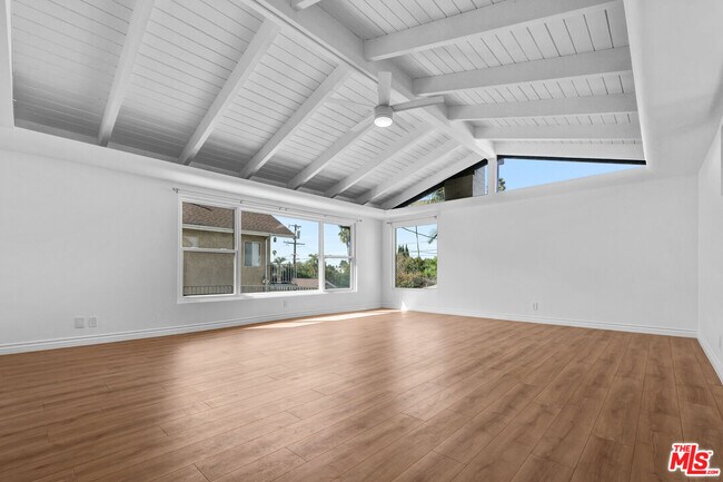 Building Photo - 1801 Buckingham Rd