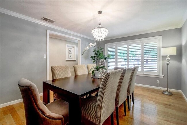 Building Photo - LOVELY 3 Bed/2 Bath Home in San Jose on a ...