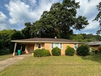 Building Photo - 2426 Peach Orchard Rd