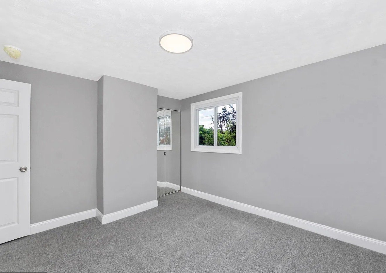 Building Photo - 2100 Ashburton St