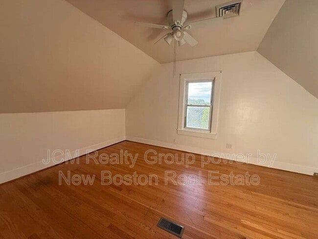 Building Photo - 51 Ashland St