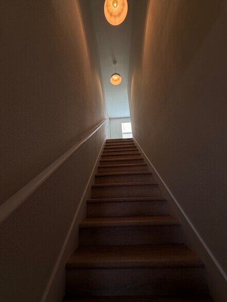 Building Photo - 4452 Seven Canyons Dr